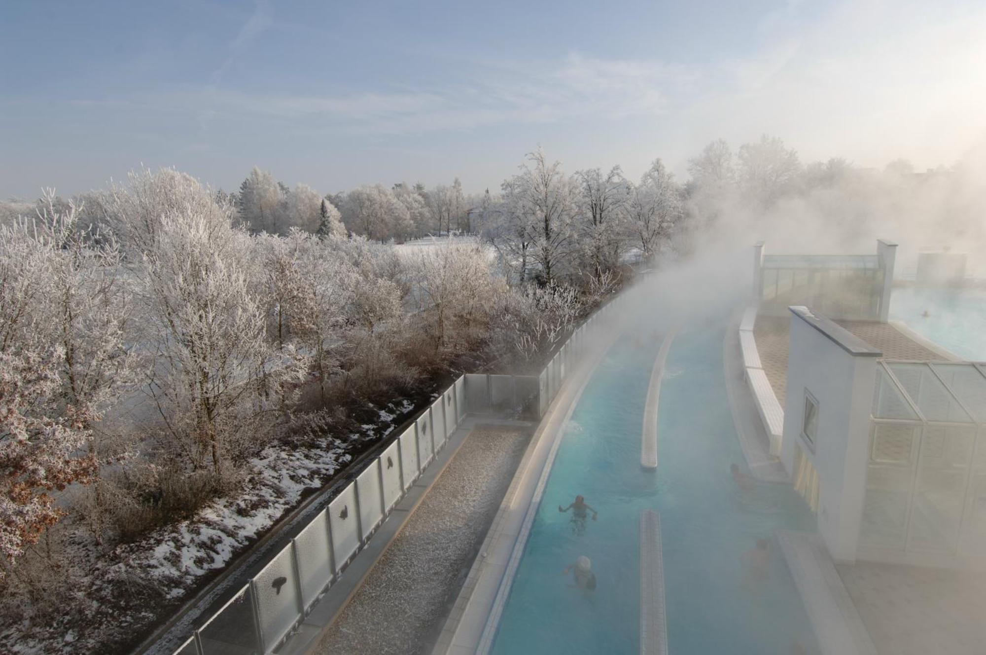 Hotel Frechdachs Bad Füssing Zewnętrze zdjęcie